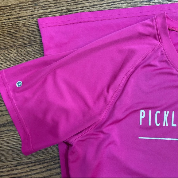 🟢Ladies large Pickleball T-shirt🟢 - Picture 4 of 4